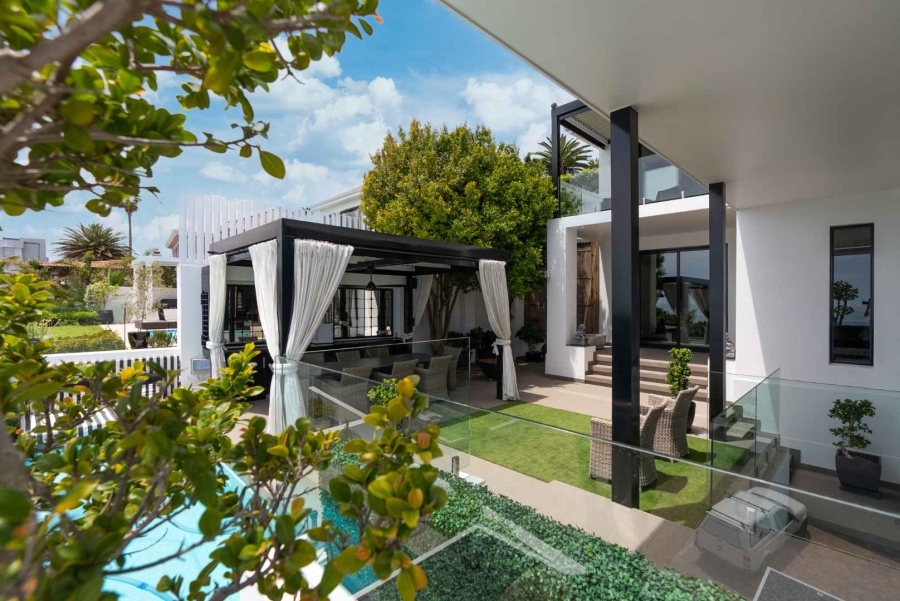 To Let 3 Bedroom Property for Rent in Bantry Bay Western Cape